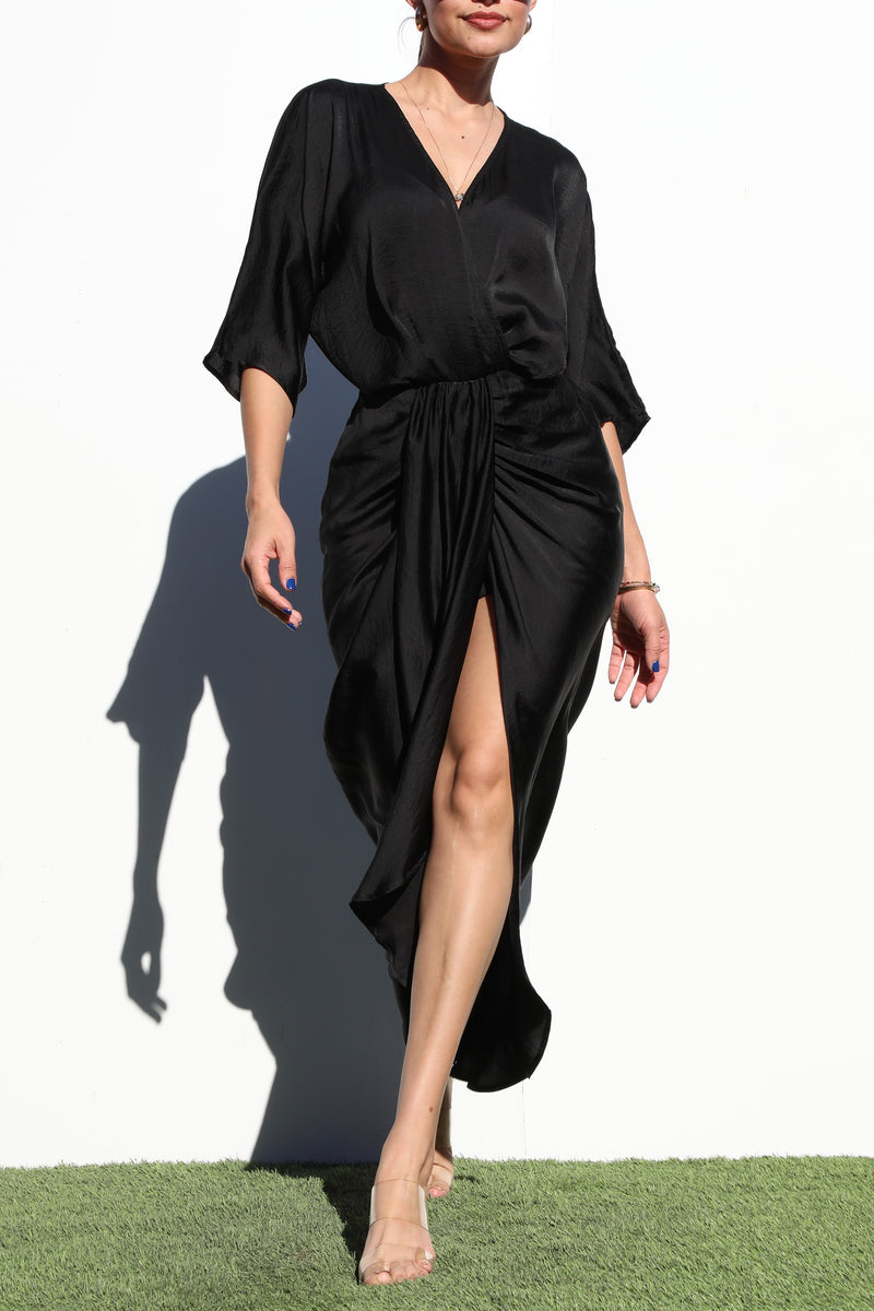 DD7122, V NECK WOVEN RUCHED MIDI DRESS