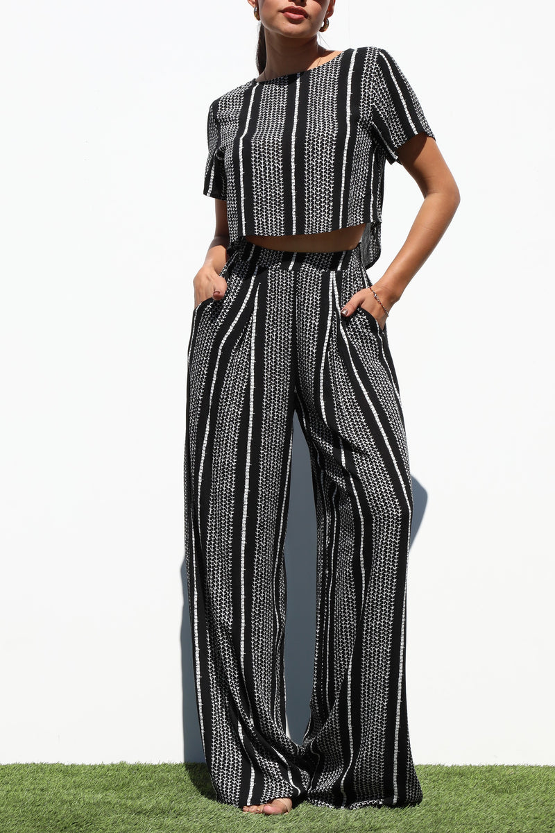 DD6993, PRINTED WOVEN TOP AND PANTS SET