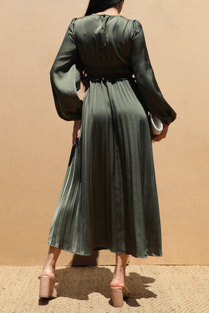 DD7436, PLEATED SATIN MIDI DRESSES