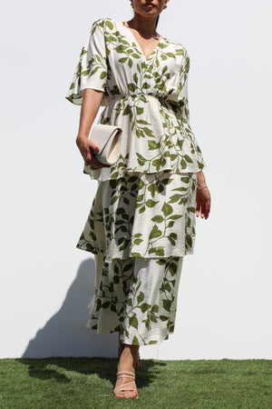 DD8277, PRINTED V NECK TIERED MIDI DRESSES