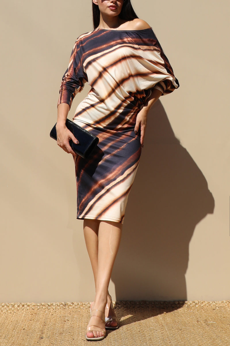 DD4069, PRINTED LOOSE FIT KNIT MIDI DRESS