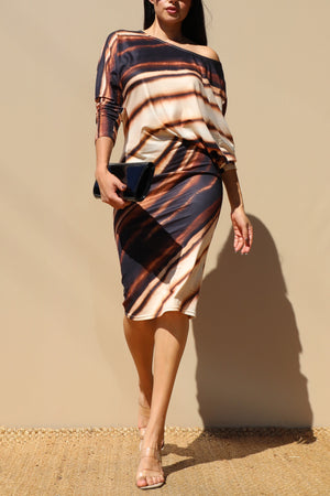 DD4069, PRINTED LOOSE FIT KNIT MIDI DRESS