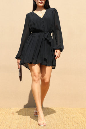 DD4796, PLEATED V NECK WOVEN ROMPER