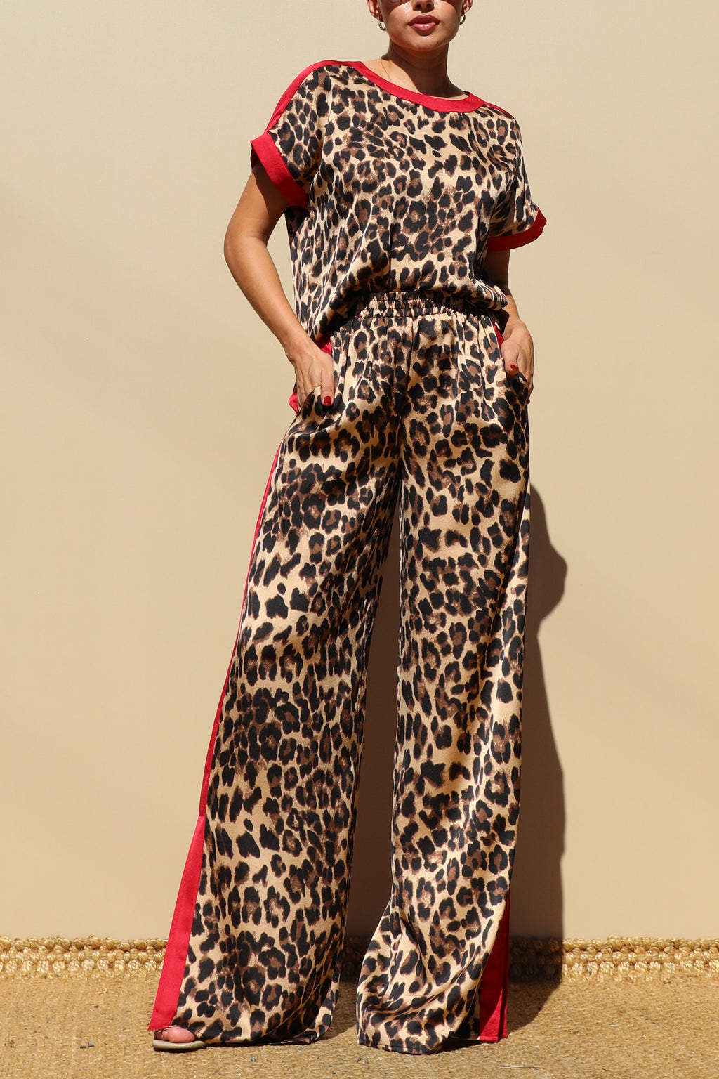 DD7804, LEOPARD LOOSE FIT SATIN PANT SET