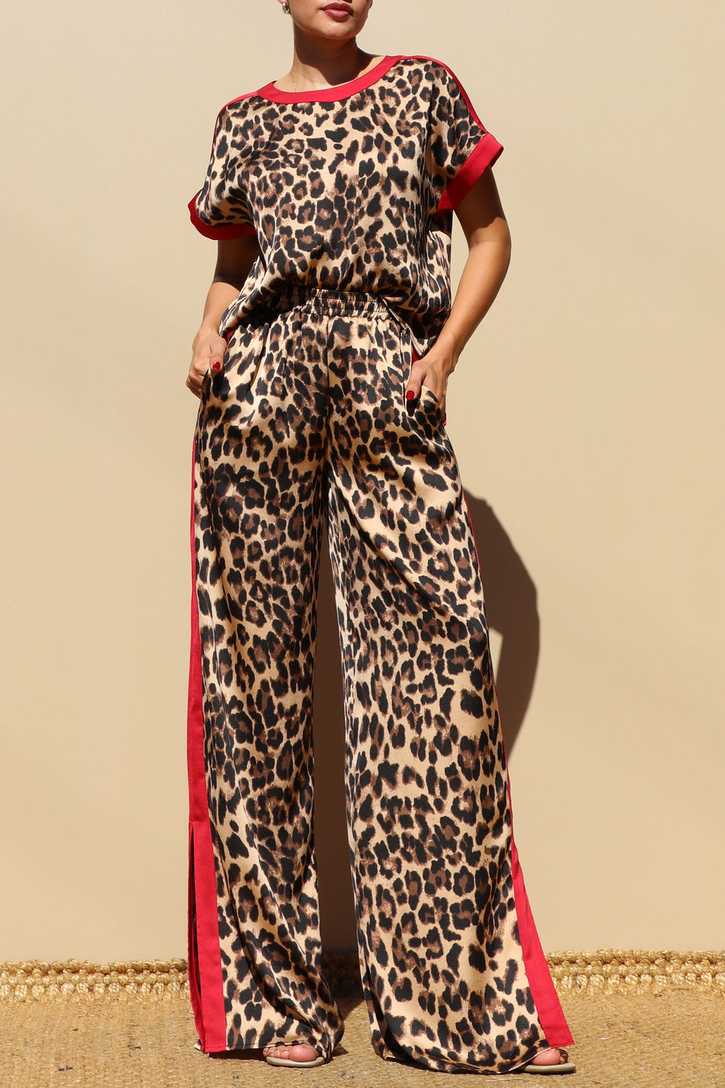 DD7804, LEOPARD LOOSE FIT SATIN PANT SET