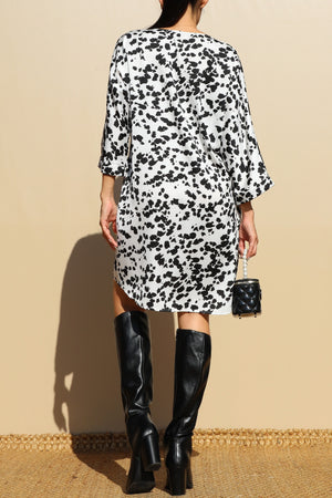 DD3198, PRINTED V NECK SATIN MINI DRESS