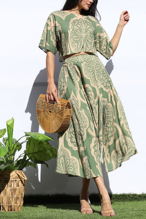 DD7941, PRINTED LOOSE FIT TOP AND FLARED MIDI SKIRT SET