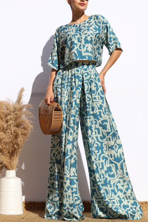 DD7865, PRINTED LOOSE FIT TOP AND FLARE-LEG PANTS SET
