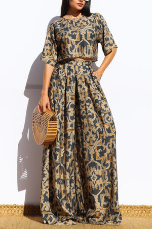 DD7865, PRINTED LOOSE FIT TOP AND FLARE-LEG PANTS SET