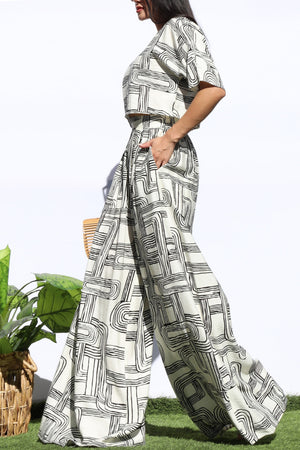 DD8146, PRINTED LOOSE FIT TOP AND FLARE-LEG PANTS SET