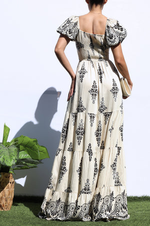DD8273, PRINTED BUBBLE SLEEVE TIERED MAXI DRESS
