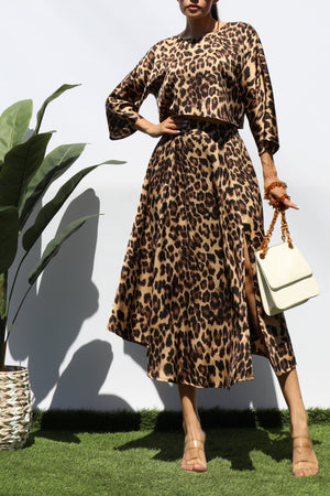 DD7843, LEOPARD LOOSE FIT TOP AND SKIRT SET