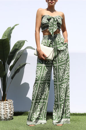 DD8331, PRINTED SMOCKED TOP AND PANTS SET