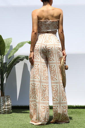 DD8331, PRINTED SMOCKED TOP AND PANTS SET