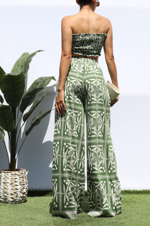 DD8331, PRINTED SMOCKED TOP AND PANTS SET
