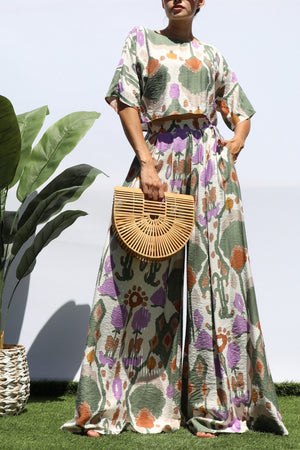 DD8297, PRINTED LOOSE FIT TOP AND FLARE-LEG PANTS SET
