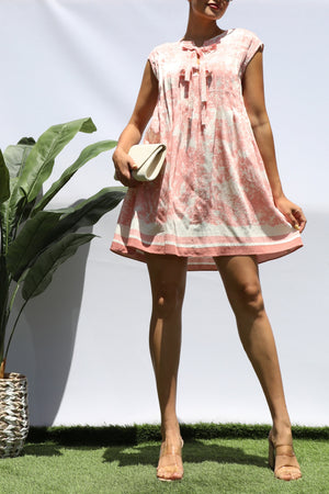 DD8266, PRINTED LOOSE FIT PINTUCK MINI DRESS