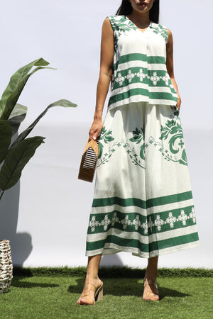 DD8410, PRINTED LOOSE FIT TOP AND FLARE-LEG PANTS SET