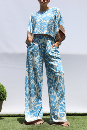 DD8300, PRINTED LOOSE FIT TOP AND FLARE-LEG PANTS SET