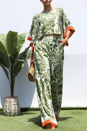 DD8300, PRINTED LOOSE FIT TOP AND FLARE-LEG PANTS SET