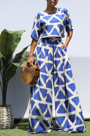 DD8315, PRINTED LOOSE FIT TOP AND FLARE-LEG PANTS SET