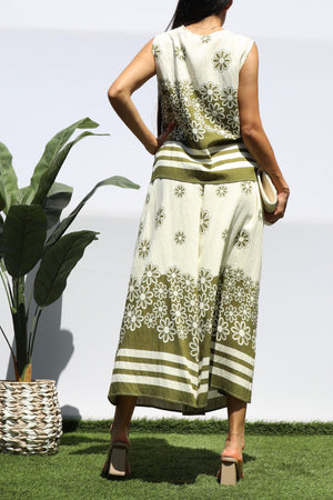 DD8377, PRINTED LOOSE FIT TOP AND FLARE-LEG PANTS SET