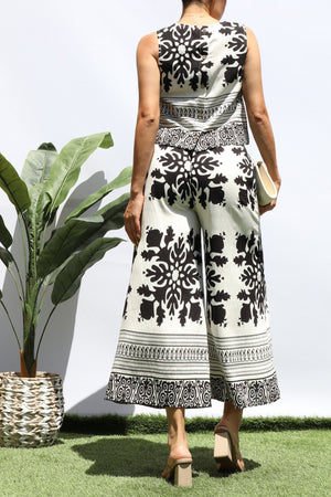 DD8373, PRINTED LOOSE FIT TOP AND FLARE-LEG PANTS SET