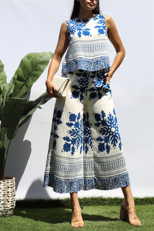DD8373, PRINTED LOOSE FIT TOP AND FLARE-LEG PANTS SET