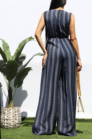 DD8415, LOOSE FIT WRAP FLARE-LEG JUMPSUIT