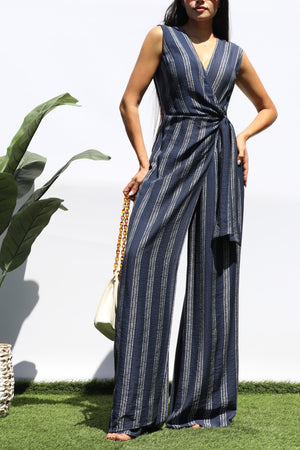 DD8415, LOOSE FIT WRAP FLARE-LEG JUMPSUIT