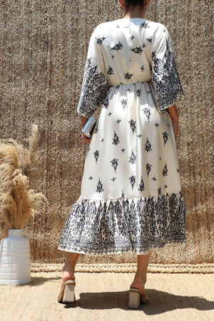 DD8543, Printed kimono-Style Satin Midi Dress