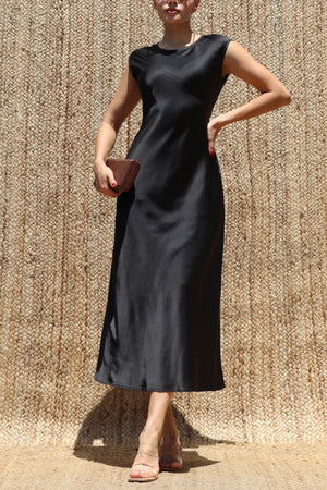 DD8553, Timeless Satin Midi Dress