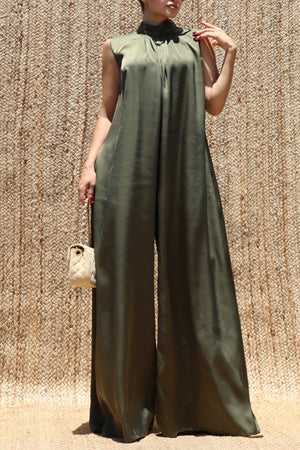 DD8504, Loose Fit Satin Jumpsuit
