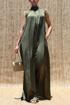 DD8504, Loose Fit Satin Jumpsuit