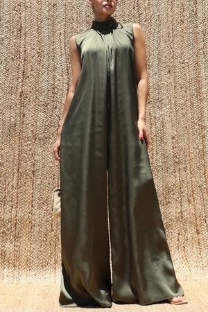 DD8504, Loose Fit Satin Jumpsuit