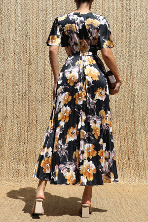 DD8685, Twist-front Pleated V Neck Satin Dress