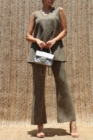 DD8696, Textured V Neck Top & Pant Set
