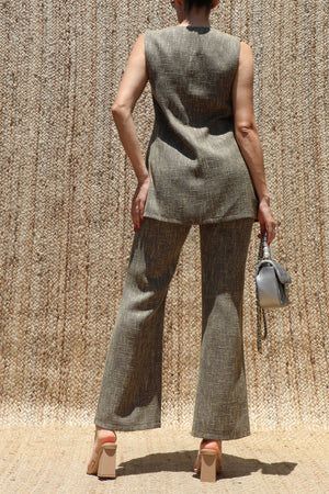 DD8696, Textured V Neck Top & Pant Set