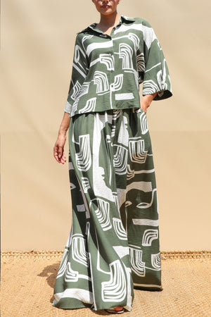 DD8567, Printed Loose Fit Shirt & Pants Set